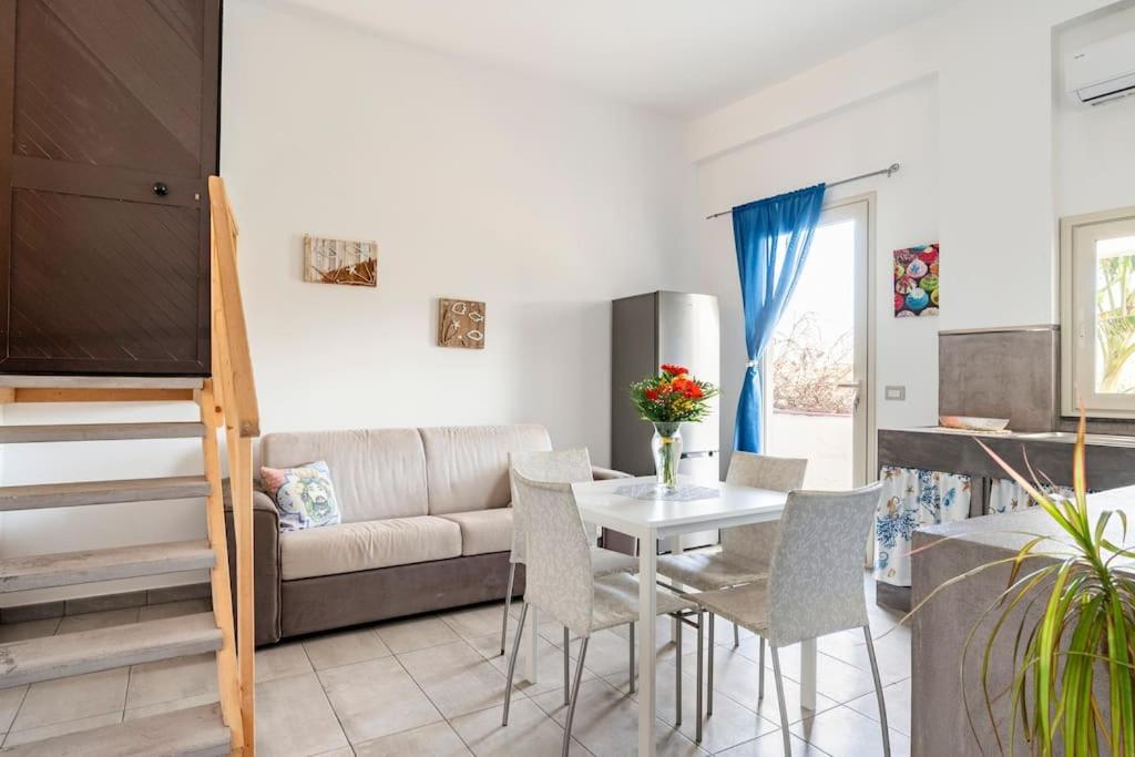 Casa Gioia Lägenhet Giardini Naxos Exteriör bild